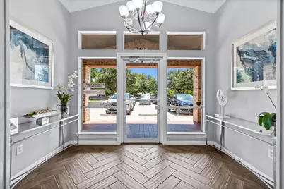 1125 S Ball Street, Grapevine, TX 76051 - Photo 1