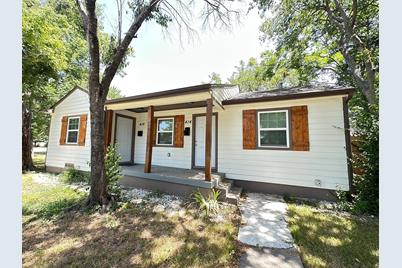 416 NE 18th Street, Grand Prairie, TX 75050 - Photo 1