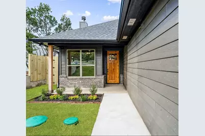 3007 Brazos River Drive, Granbury, TX 76048 - Photo 1