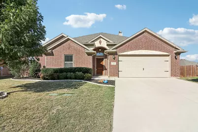 341 Bunny Circle, Saginaw, TX 76179 - Photo 1