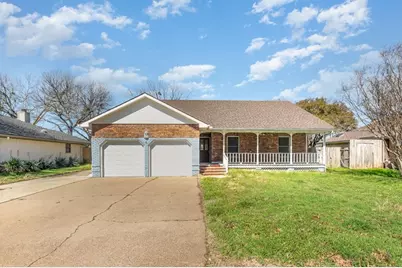 413 Oakwood Circle, Shady Shores, TX 76208 - Photo 1