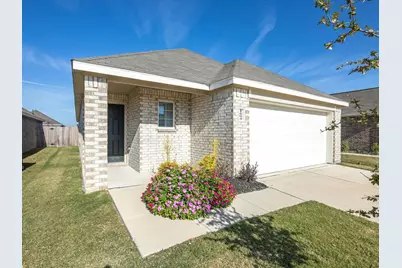 1604 Luke Street, Ennis, TX 75119 - Photo 1