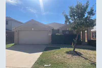 10009 Cougar Trail, Fort Worth, TX 76108 - Photo 1