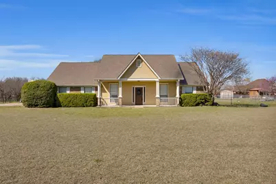 137 Saddle Ridge, Waxahachie, TX 75167 - Photo 1