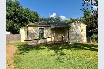 836 E Laramie Lane, Dallas, TX 75217 - Photo 1