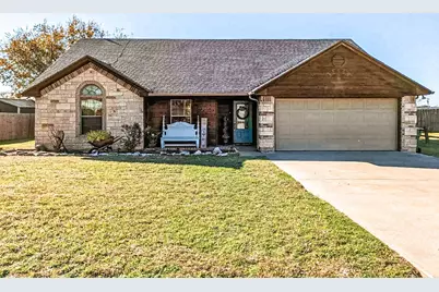 807 El Campo Drive, Rio Vista, TX 76093 - Photo 1