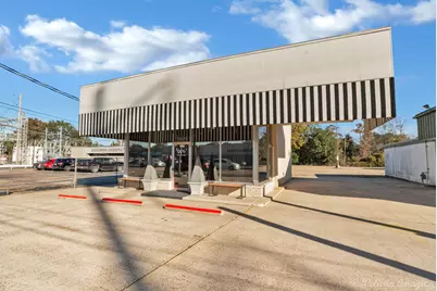 5809 E Kings Highway, Shreveport, LA 71105 - Photo 1