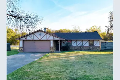 153 Spring Branch Drive, Red Oak, TX 75154 - Photo 1