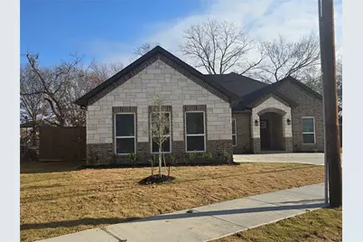 205 Perry Avenue, Waxahachie, TX 75165 - Photo 1