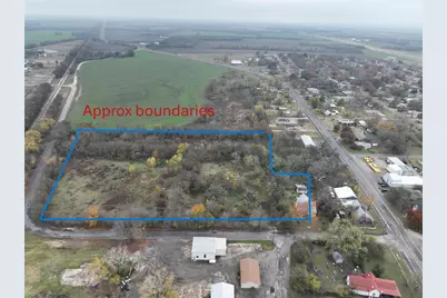 104 E Duke Street, Howe, TX 75459 - Photo 1