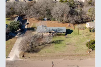 605 Little Creek Trail, Oak Leaf, TX 75154 - Photo 1