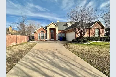 201 Silverwood Drive, Mansfield, TX 76063 - Photo 1
