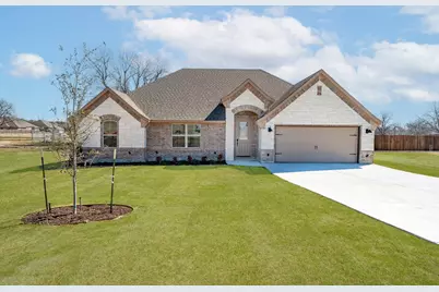 560 Walking Horse Drive, Stephenville, TX 76401 - Photo 1