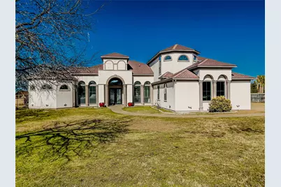 2861 Lakeview Drive, Cedar Hill, TX 75104 - Photo 1