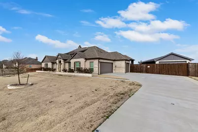 331 Berkeley Drive, Waxahachie, TX 75167 - Photo 1