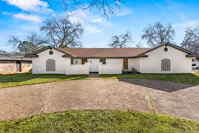 1726 Park Hill Drive, Arlington, TX 76012 - Photo 1