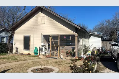 402 W Trammell Avenue, Everman, TX 76140 - Photo 1