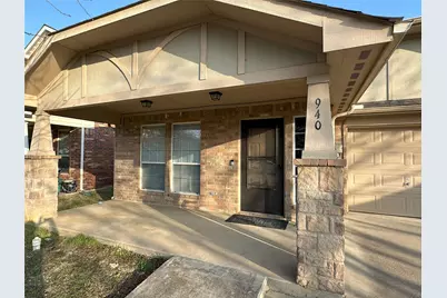 940 Bentwood Trail, Grand Prairie, TX 75052 - Photo 1