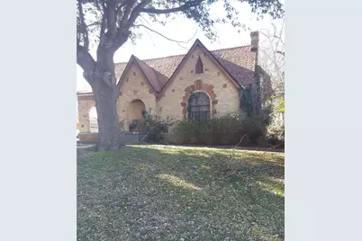 1835 Cedar Crest Boulevard, Dallas, TX 75203 - Photo 1