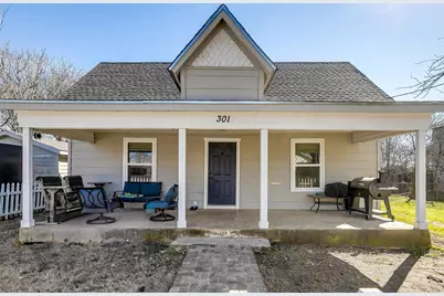 301 S Watson Street, Alvarado, TX 76009 - Photo 1