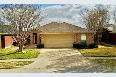 902 High Creek Drive, Euless, TX 76040 - Photo 1