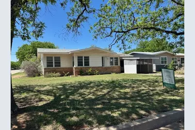 1298 S Pioneer Drive, Abilene, TX 79605 - Photo 1