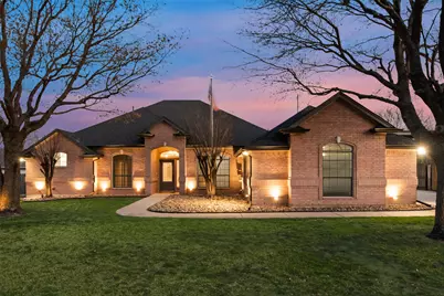 2807 London Lane, Crowley, TX 76036 - Photo 1