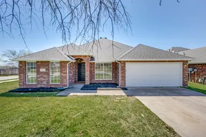 1612 Buena Vista Drive, Denton, TX 76210 - Photo 1