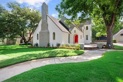 2809 6th Avenue, Fort Worth, TX 76110 - Photo 1