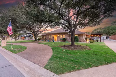 105 Sleepy Hollow, Highland Village, TX 75077 - Photo 1