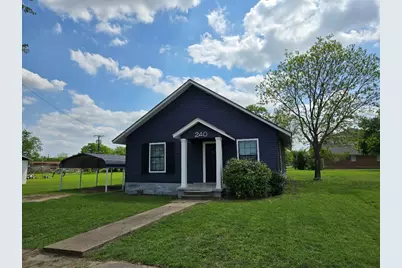 240 E Water, Milford, TX 76670 - Photo 1