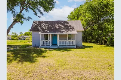 712 E Jefferson Street, Waxahachie, TX 75165 - Photo 1