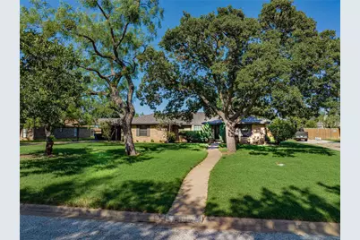 408 Ridge Road, Breckenridge, TX 76424 - Photo 1