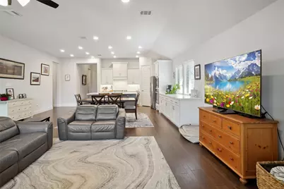 816 Turtle Creek Avenue, Denton, TX 76210 - Photo 1