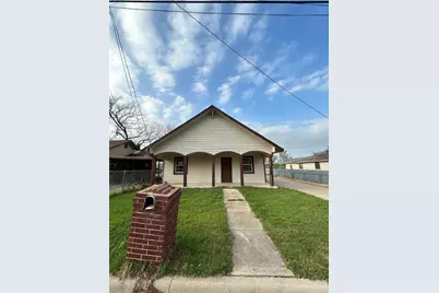 704 W Trammell Avenue, Everman, TX 76140 - Photo 1