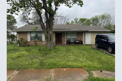 401 Richmond Drive, Wilmer, TX 75172 - Photo 1