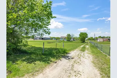 801 Walker Creek Road, Ennis, TX 75119 - Photo 1