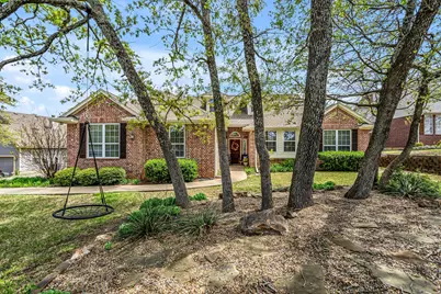 115 Seminole Drive, Lake Kiowa, TX 76240 - Photo 1