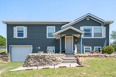 112 Pats Court, Weatherford, TX 76087 - Photo 1