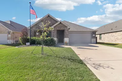 747 Cascade Lane, Princeton, TX 75407 - Photo 1