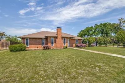 900 Hillside Lane, Flower Mound, TX 75028 - Photo 1