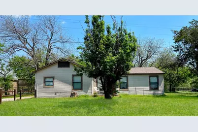 503 SW 13th Avenue, Mineral Wells, TX 76067 - Photo 1