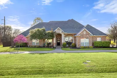 1925 Willow Bend Drive, Oak Leaf, TX 75154 - Photo 1