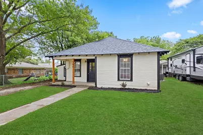 304 Otis Street, Whitesboro, TX 76273 - Photo 1