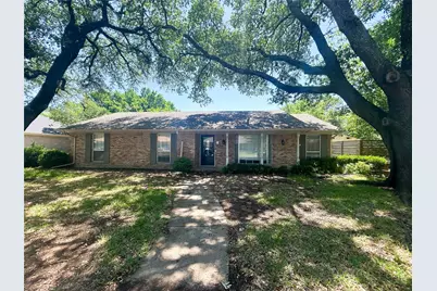 1409 Hillcrest Street, Ennis, TX 75119 - Photo 1