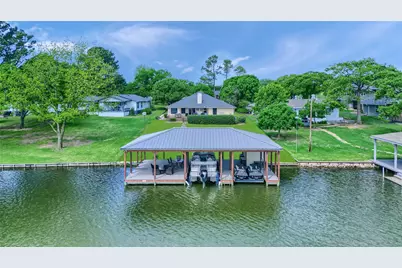 511 Kiowa Drive West, Lake Kiowa, TX 76240 - Photo 1