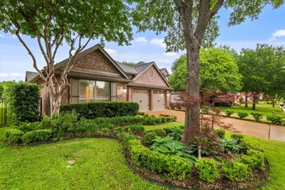 1619 Villa Court, Corinth, TX 76210 - Photo 1