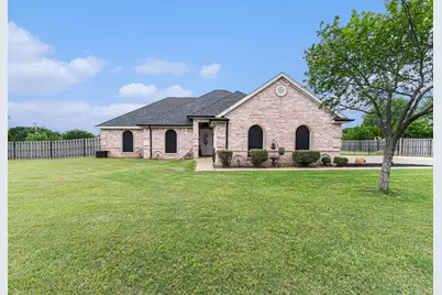 303 Valley View Court, Rio Vista, TX 76093 - Photo 1