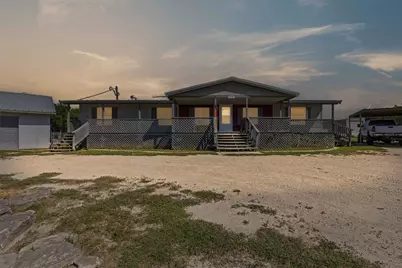 912 Star Drive, Granbury, TX 76049 - Photo 1