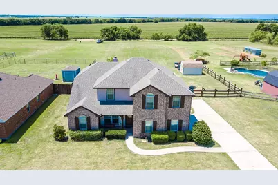 1567 Meadowbrook Lane, Nevada, TX 75173 - Photo 1